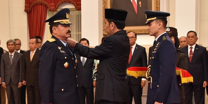 Jokowi Usulkan Kastaf AU Marsekal Hadi Jadi Panglima TNI 